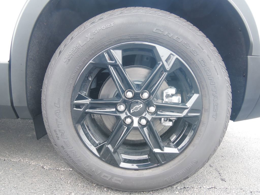 New 2026 Chevrolet Blazer LT w/ Midnight/Sport Edition image 6