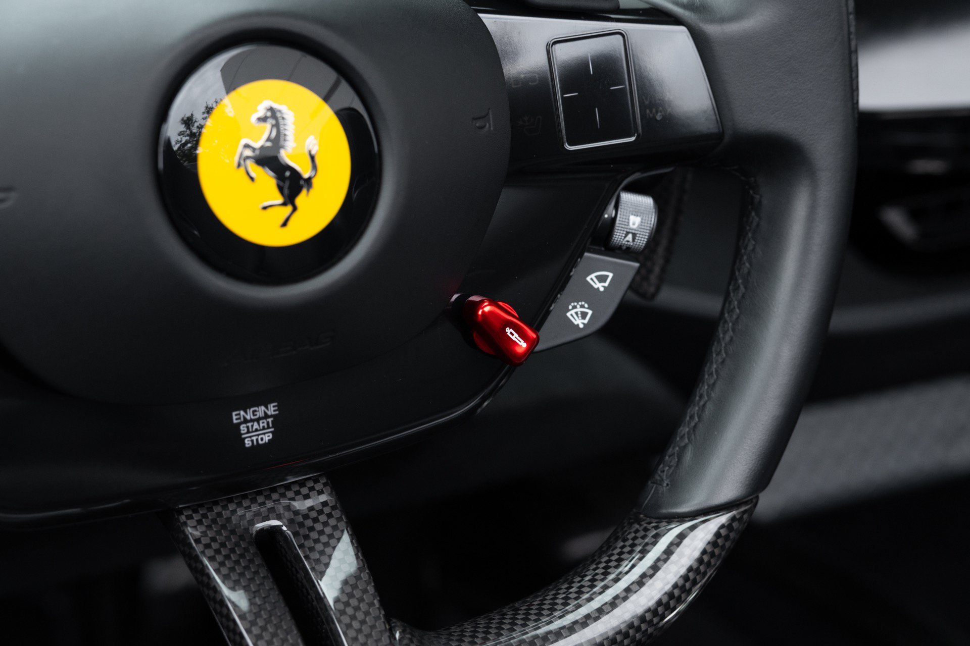 Used 2022 Ferrari SF90 Spider AWD/4WD image 55