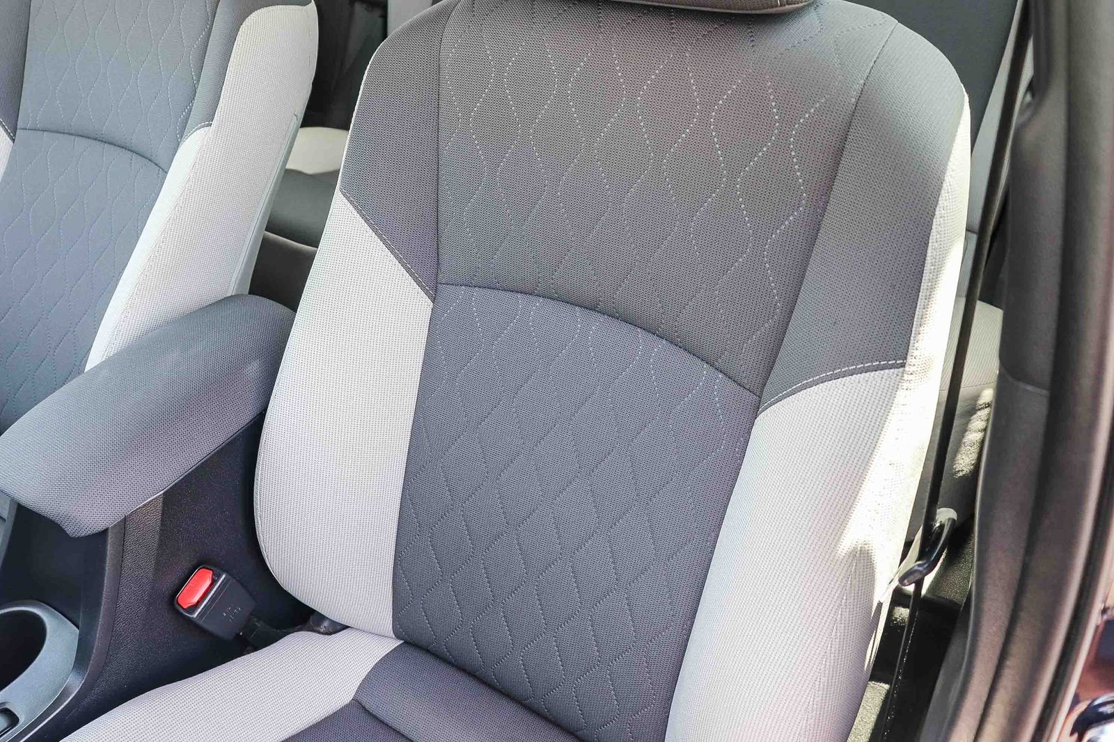Certified 2023 Toyota Corolla LE w/ Carpet Mat Package (TMS) FWD image 31