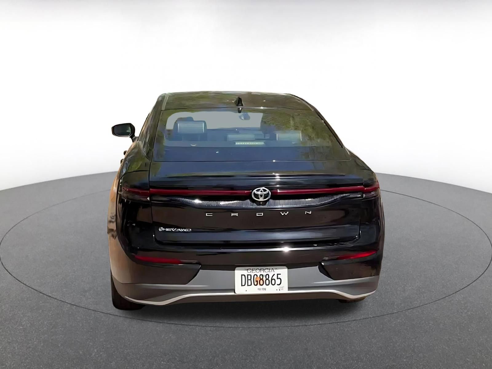 Used 2025 Toyota Crown XLE image 7