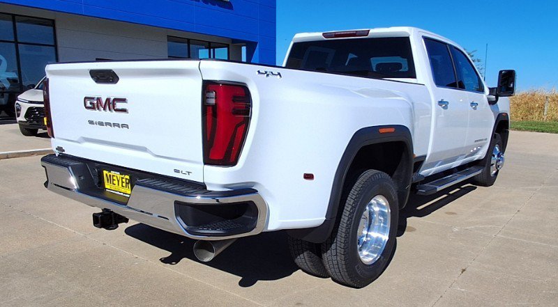 New 2026 GMC Sierra 3500 SLT w/ SLT Convenience Package AWD/4WD image 8