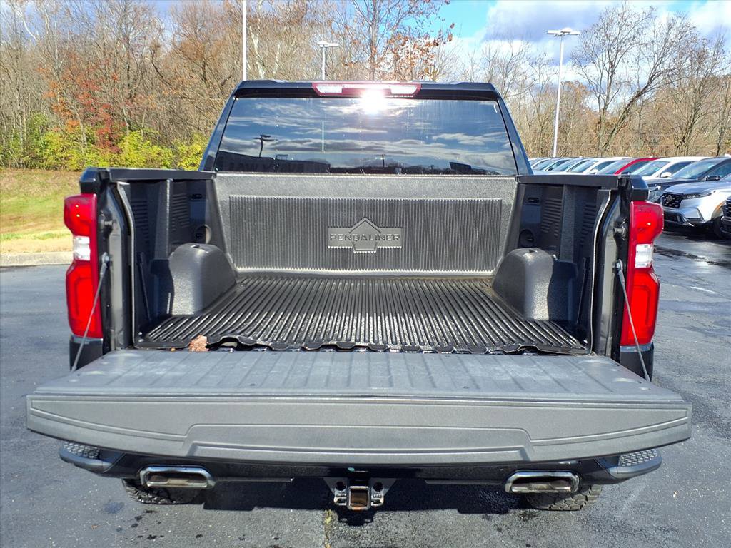 Used 2021 Chevrolet Silverado 1500 LT Trail Boss w/ LPO, Dark Essentials Package image 10