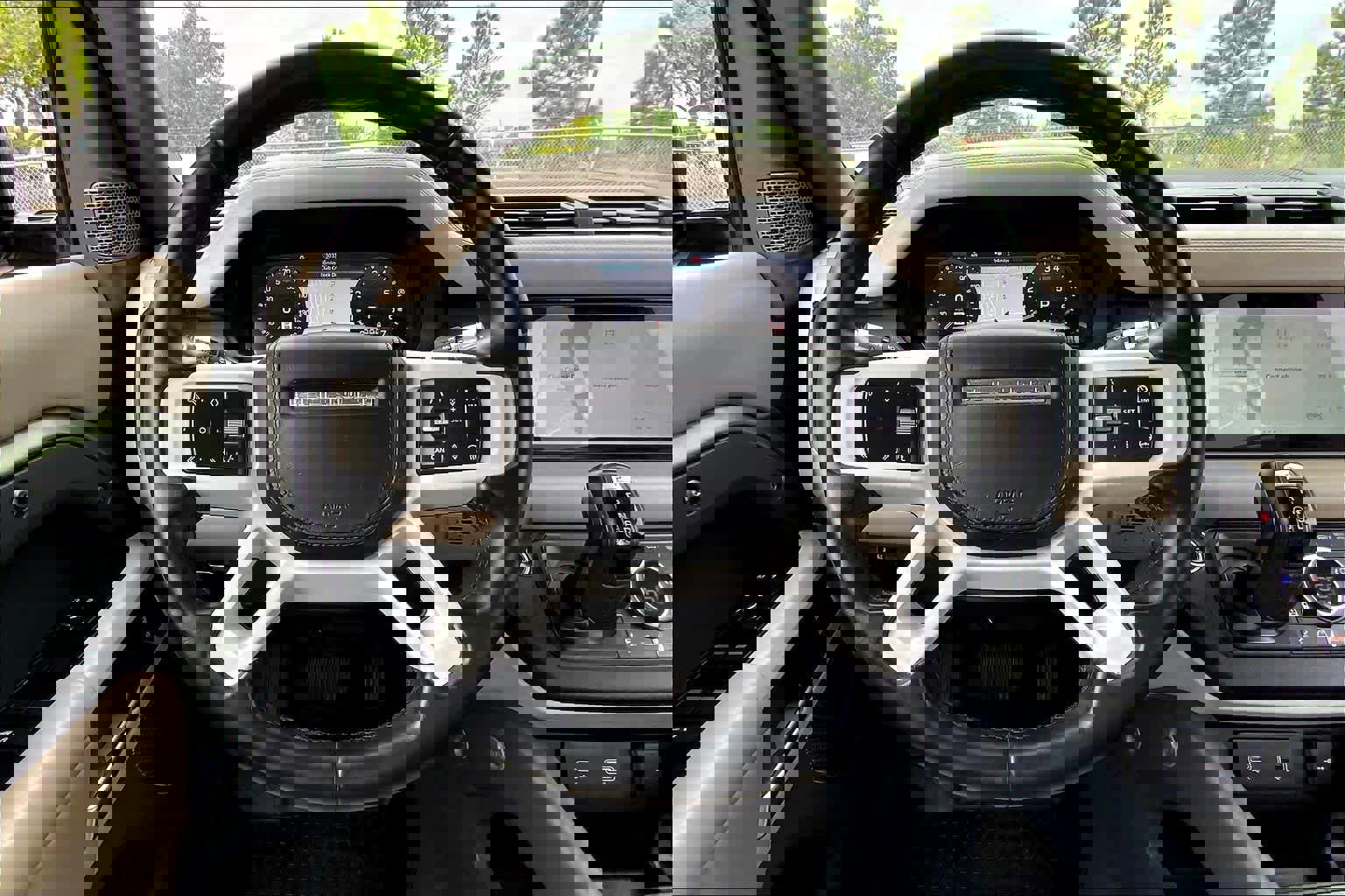 Used 2020 Land Rover Defender 110 HSE image 6