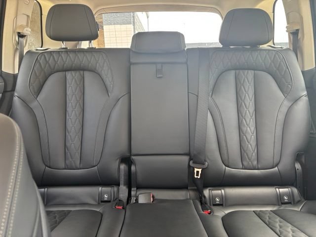 Used 2026 BMW X7 xDrive40i AWD/4WD image 26