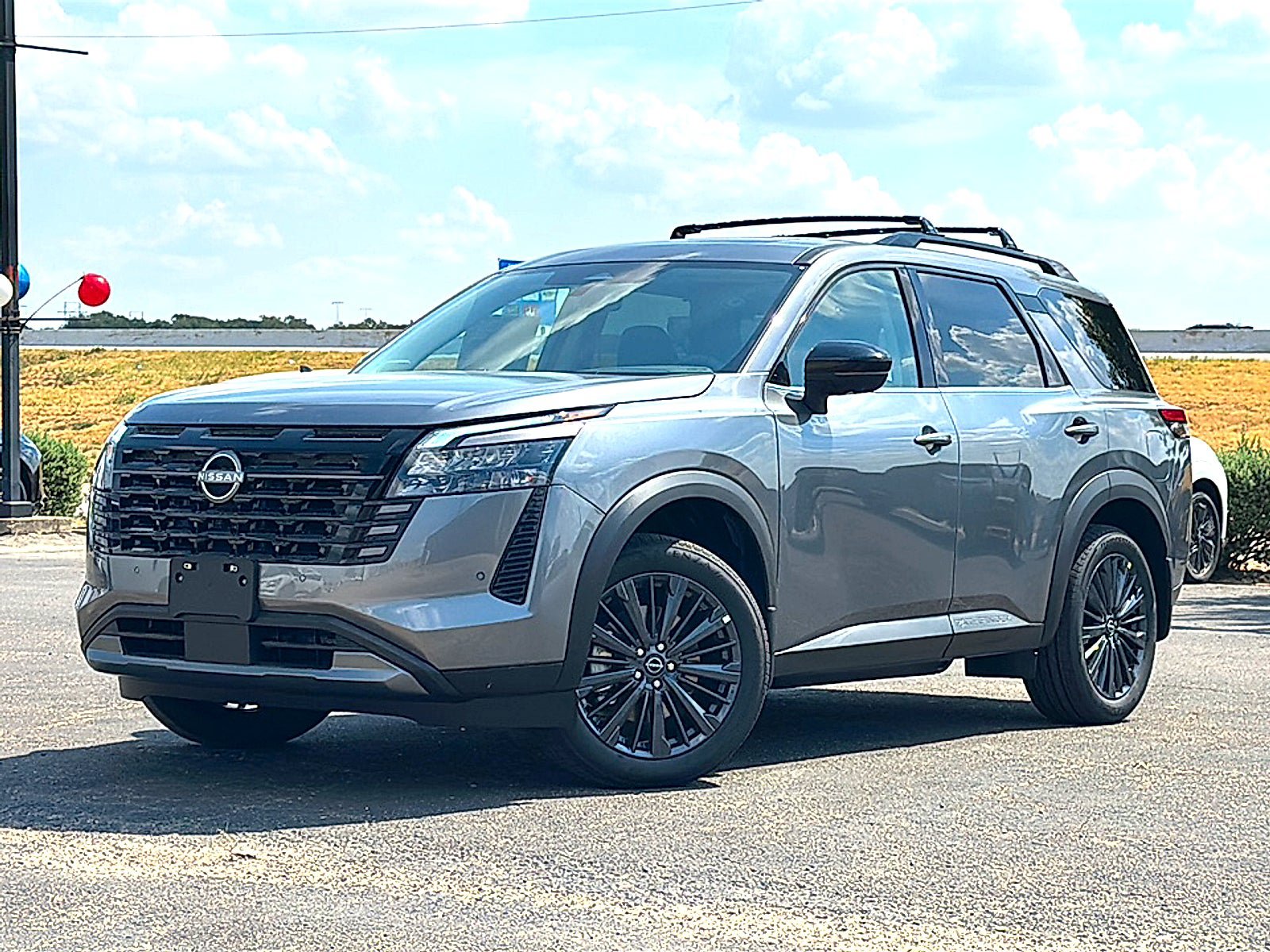 New 2026 Nissan Pathfinder SL w/ SL Premium Package FWD image 2
