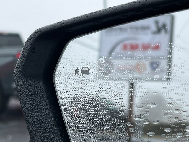 Certified 2023 Chevrolet Equinox LT image 31