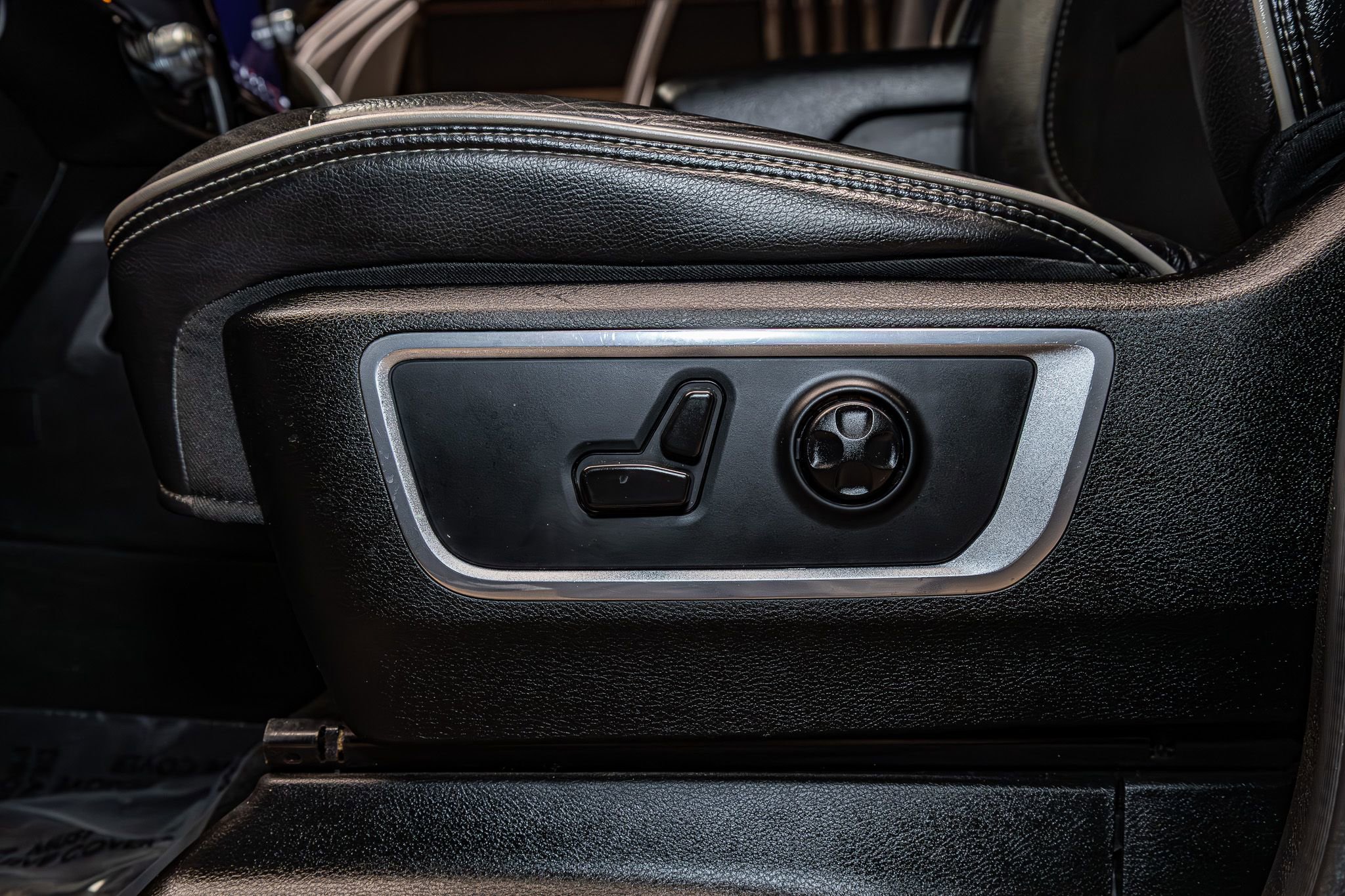 Used 2021 RAM 1500 Laramie image 21