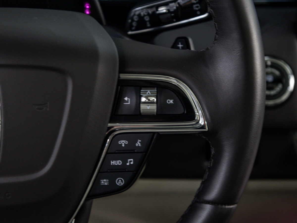 Used 2024 Lincoln Navigator Black Label AWD/4WD image 22
