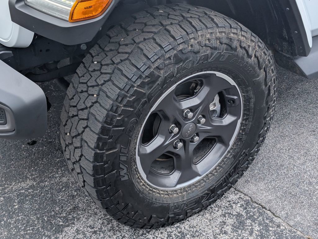 Used 2023 Jeep Gladiator Rubicon w/ LED Lighting Group AWD/4WD image 22