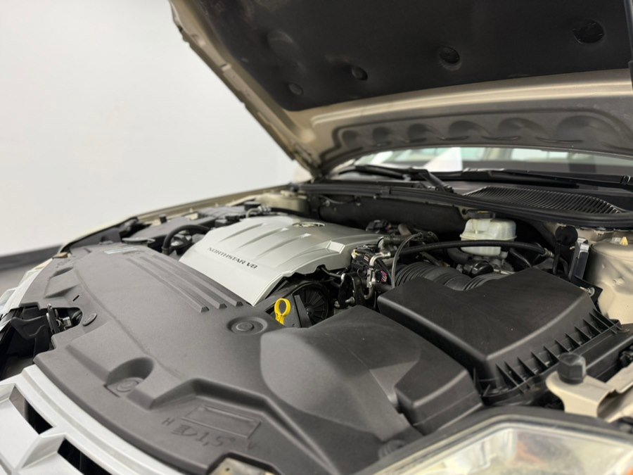 Used 2008 Cadillac DTS w/ Sun And Sound Package image 29