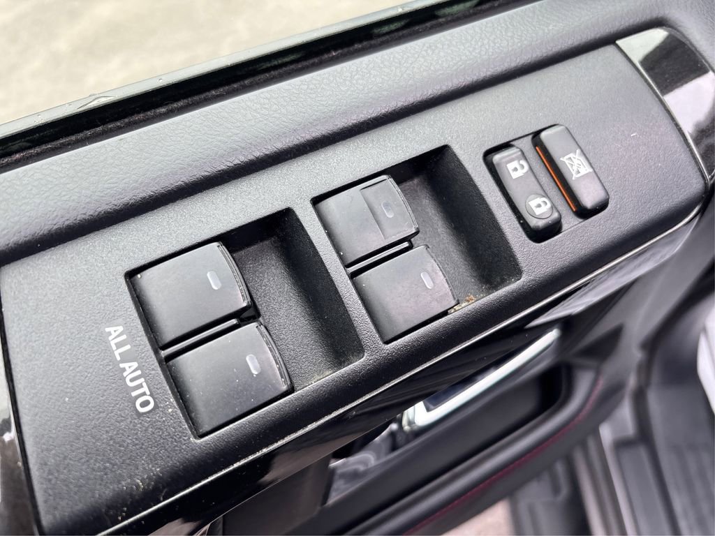 Used 2018 Toyota 4Runner TRD Off-Road Premium image 34