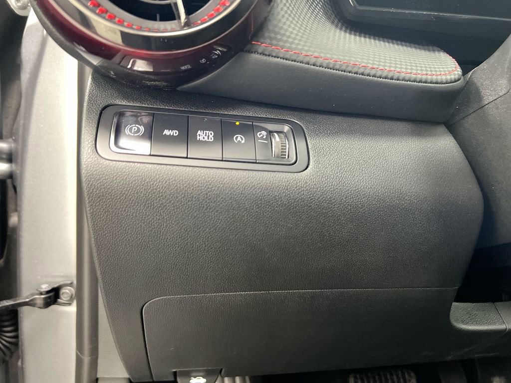 Used 2025 Chevrolet Equinox RS image 18