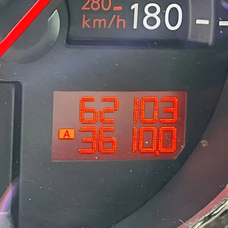 Used 2014 Nissan 370Z Touring w/ Sport Package RWD image 18