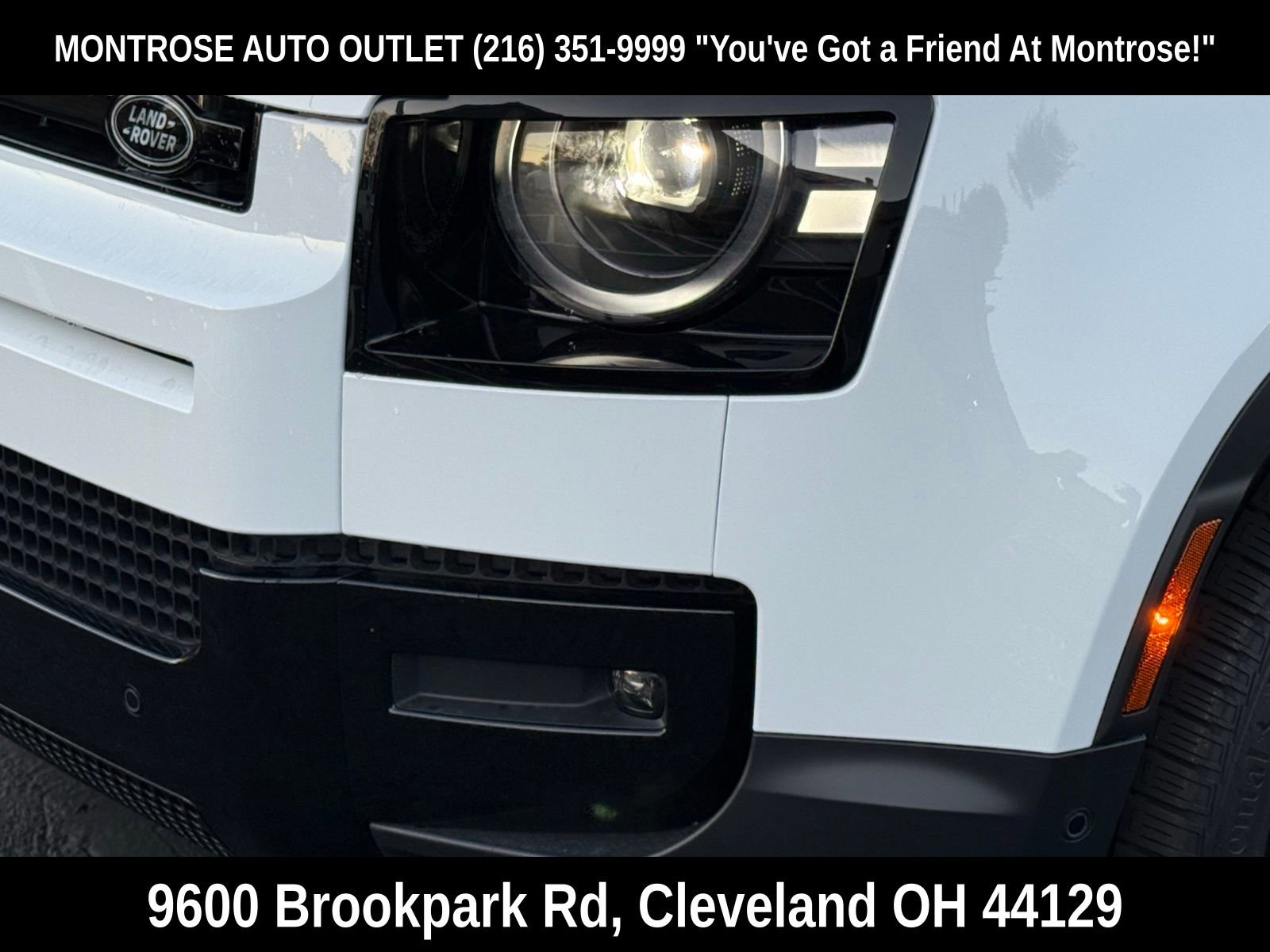 New 2026 Land Rover Defender 110 S image 9