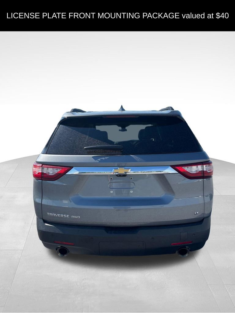 Used 2021 Chevrolet Traverse LT w/ LT Premium Package image 7