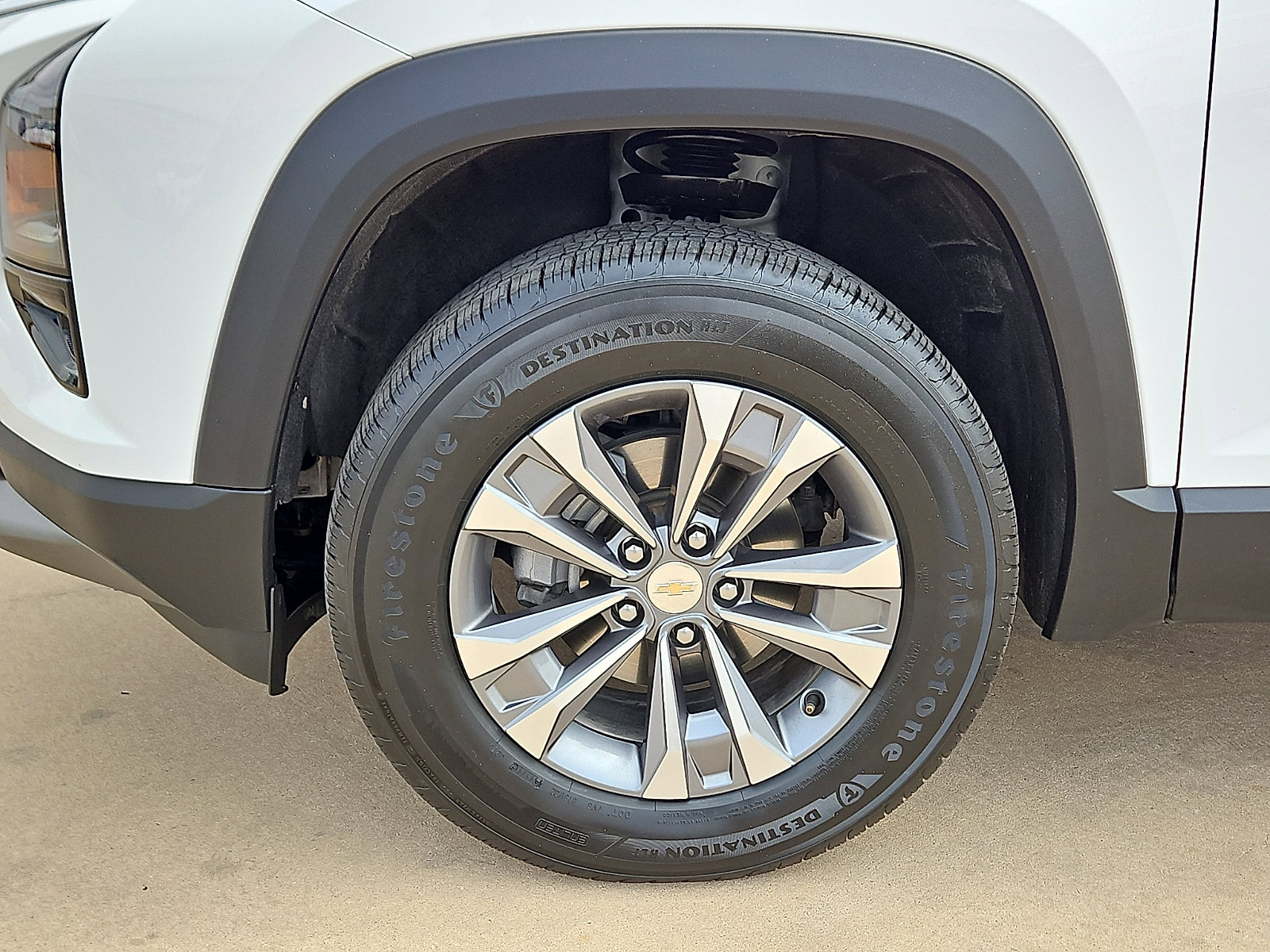 Used 2025 Chevrolet Equinox LT w/ Convenience Package II FWD image 5