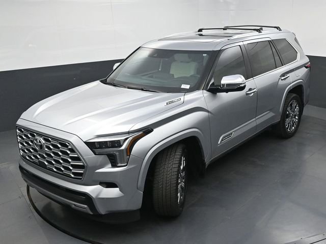 Used 2025 Toyota Sequoia Capstone image 42