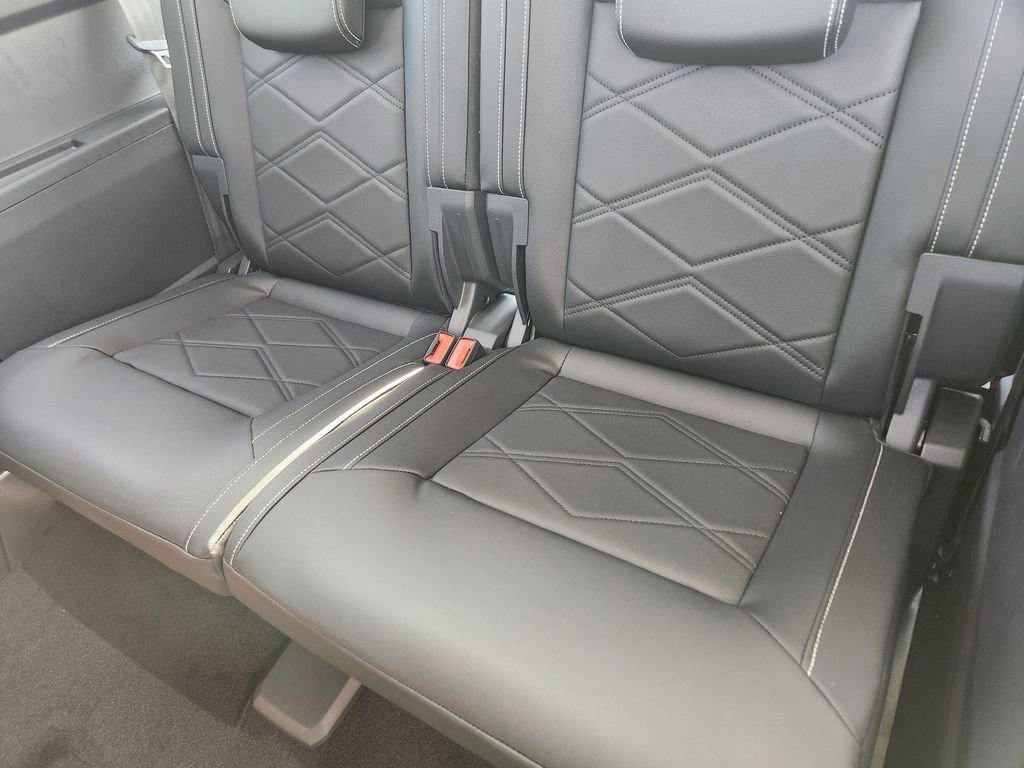 New 2026 Volkswagen Atlas SE image 19