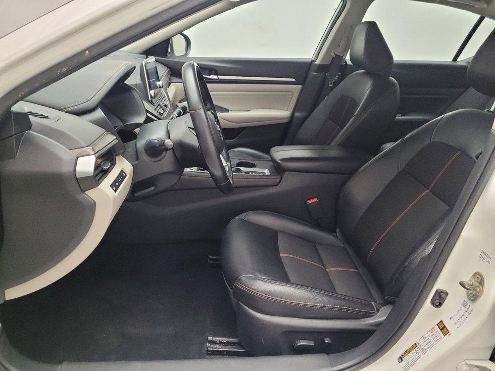 Used 2019 Nissan Altima 2.5 Platinum image 17