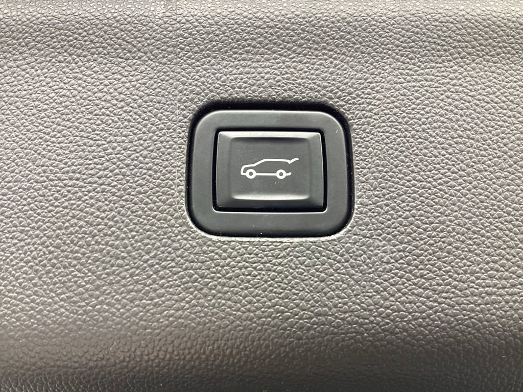 Used 2023 Buick Enclave Essence w/ LPO, Floor Liner Package image 12