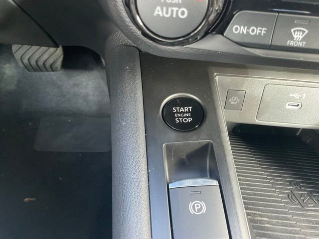 New 2026 Nissan Kicks SV w/ SV Premium Package image 21