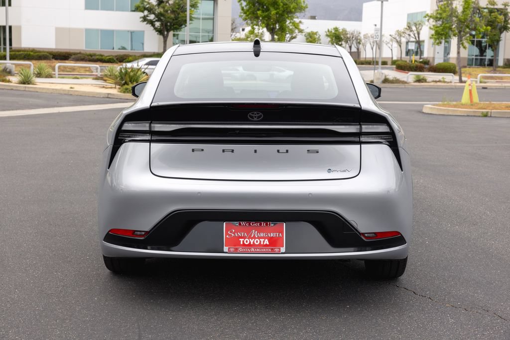 New 2026 Toyota Prius Plug-In Hybrid FWD image 6