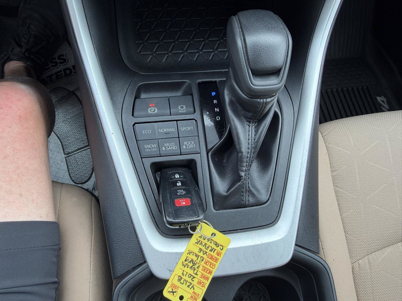 Used 2019 Toyota RAV4 XLE AWD/4WD image 20