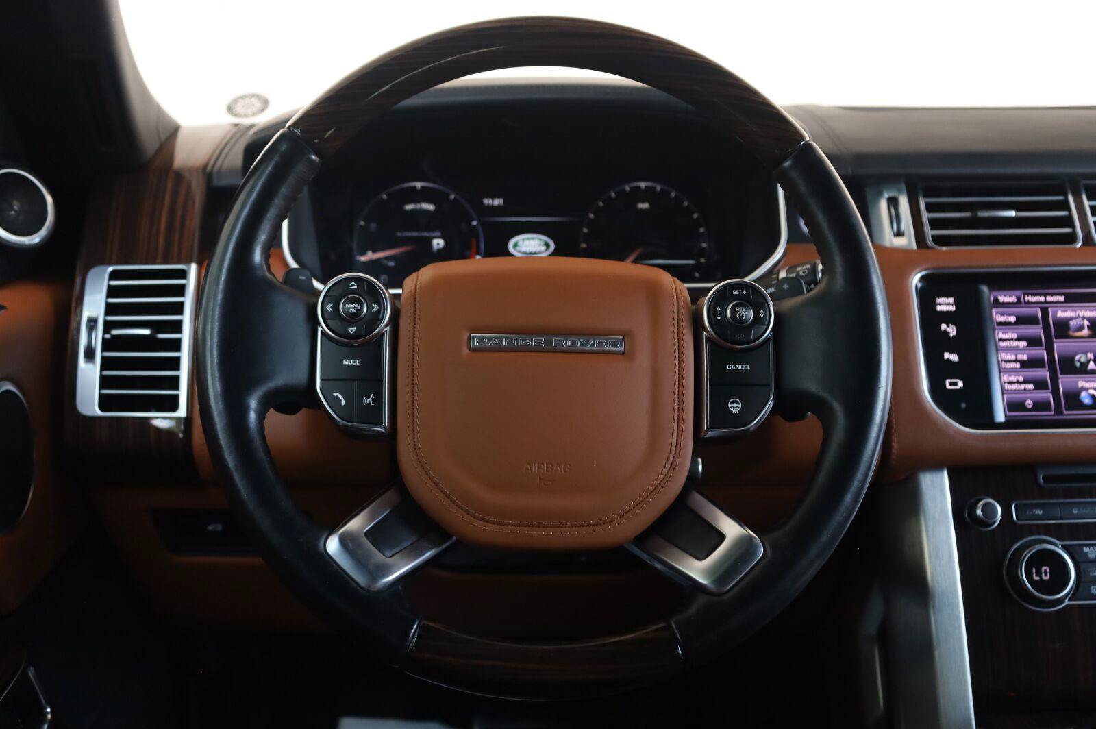 Used 2014 Land Rover Range Rover Autobiography AWD/4WD image 35