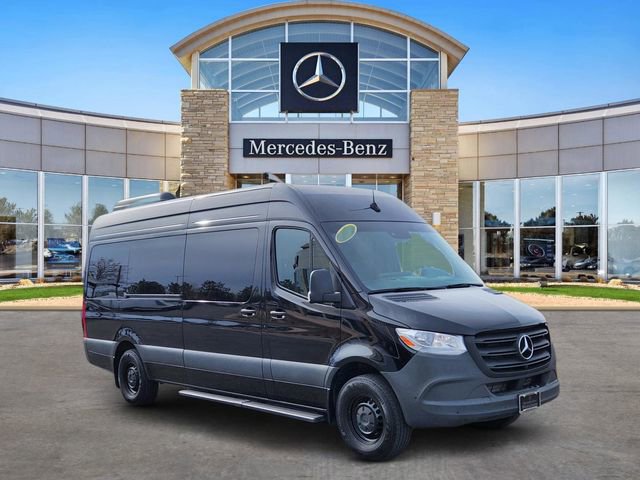Used 2024 Mercedes-Benz Sprinter 2500 image 6