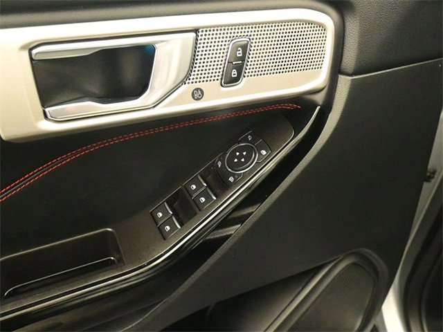 Used 2022 Ford Explorer ST-Line w/ Class IV Trailer Tow Package image 13