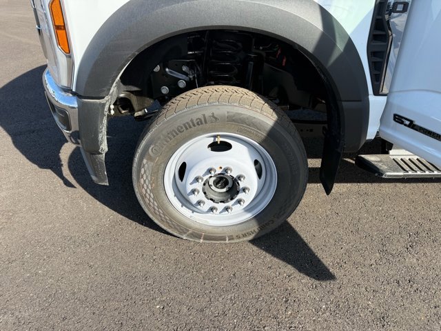 New 2026 Ford F550 4x4 Crew Cab image 15