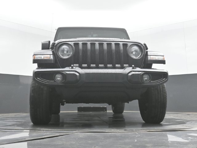 Used 2020 Jeep Wrangler Unlimited Sahara AWD/4WD image 37