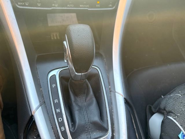 Used 2014 Ford Fusion SE FWD image 13