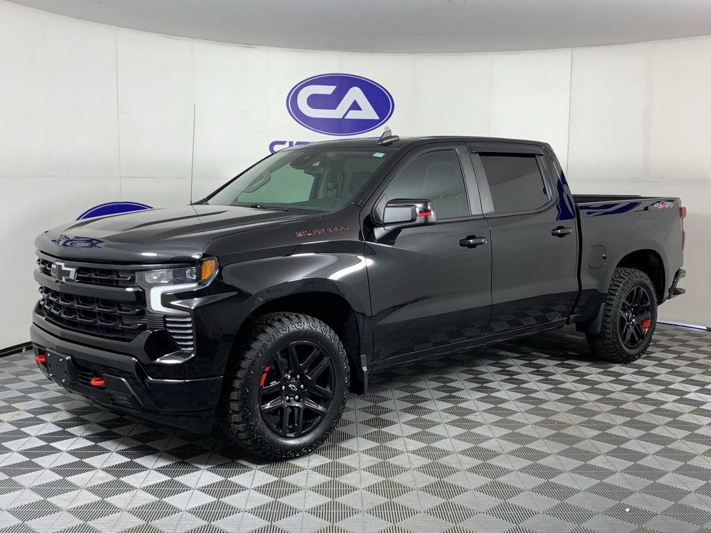 Used 2022 Chevrolet Silverado 1500 RST w/ Redline Edition AWD/4WD image 6