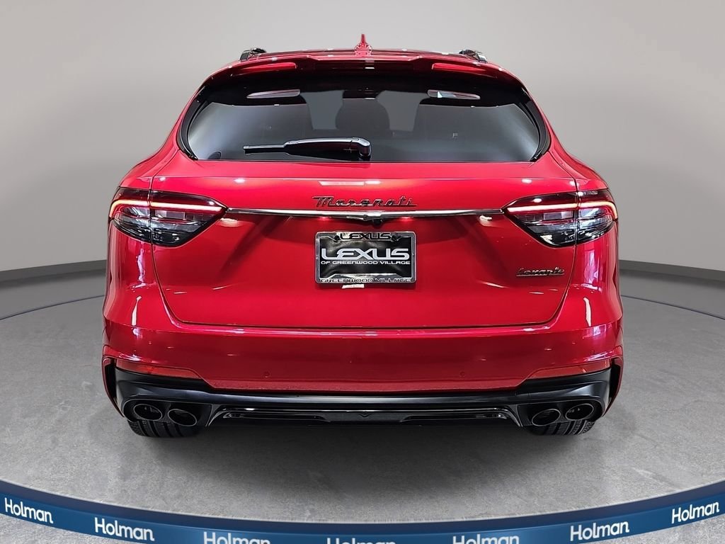 Used 2022 Maserati Levante Modena AWD/4WD image 7