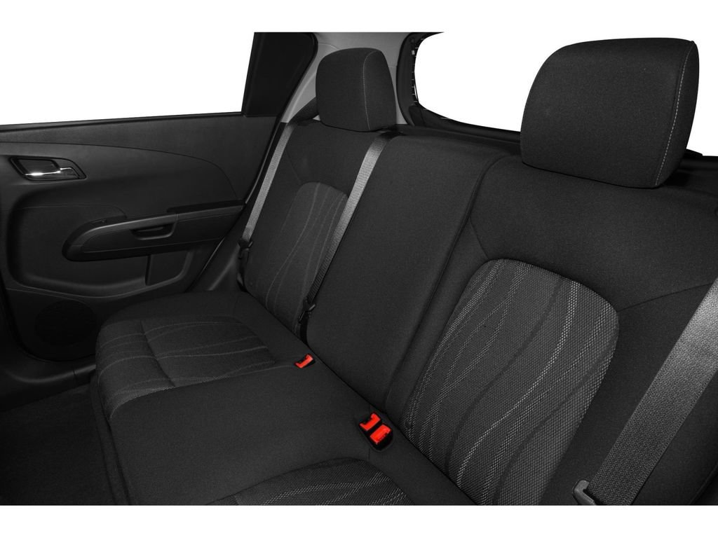 Used 2015 Chevrolet Sonic LT FWD image 9