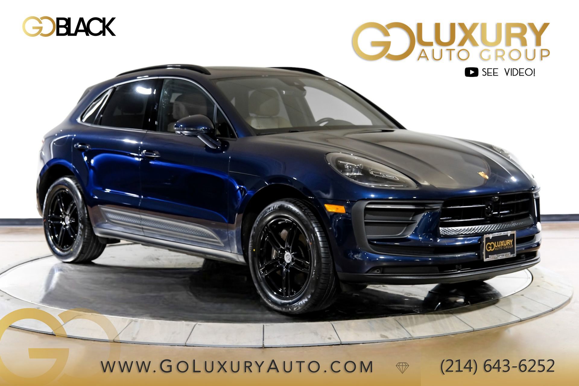 Used 2023 Porsche Macan AWD/4WD image 1