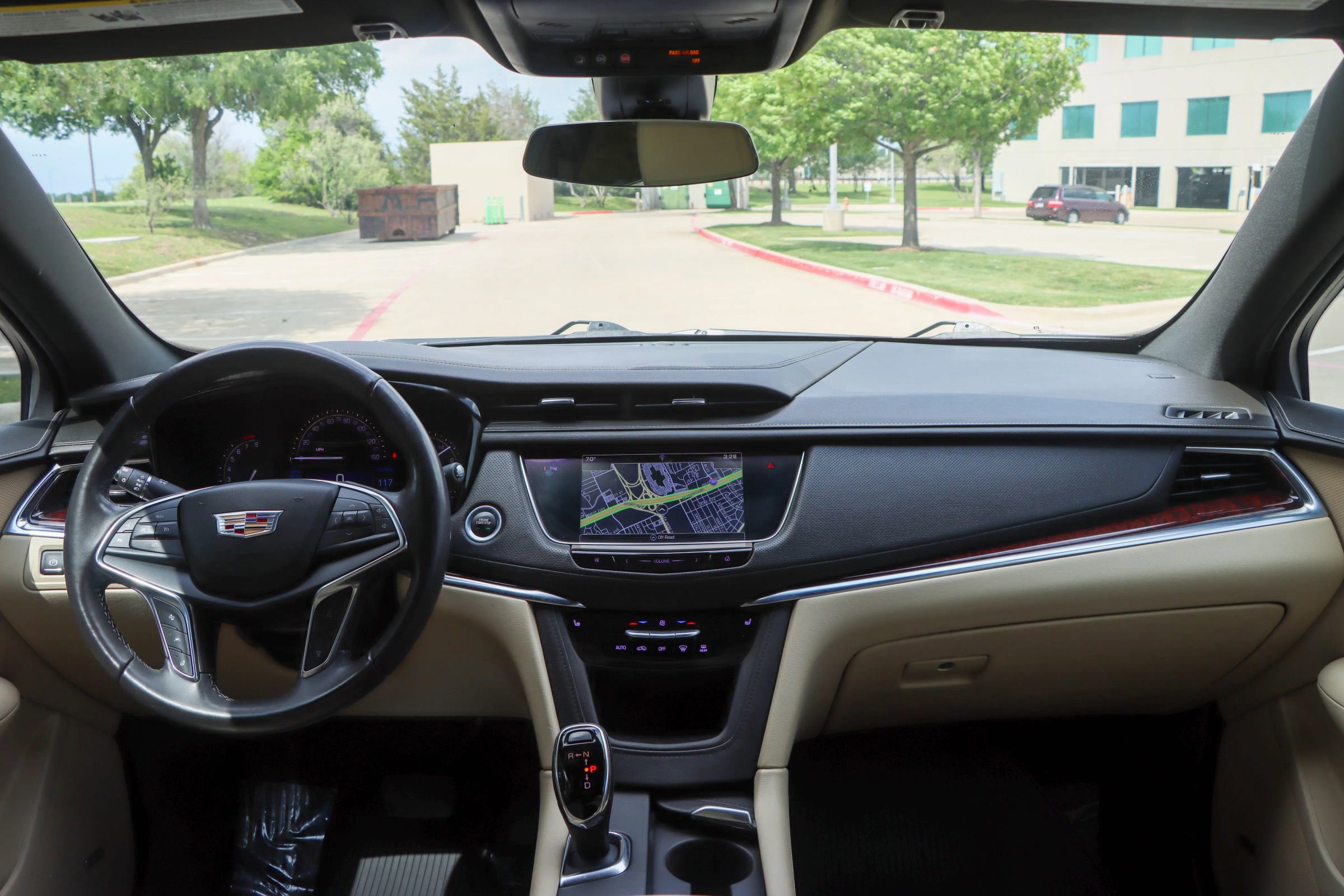 Used 2018 Cadillac XT5 Luxury w/ Driver Awareness Package FWD image 26