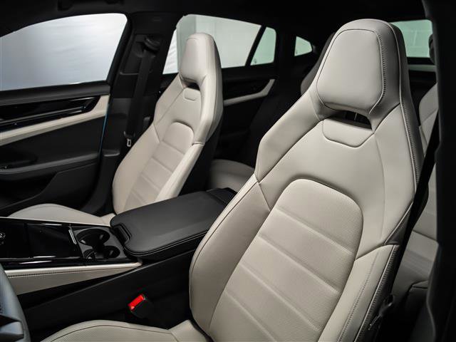 New 2026 Porsche Panamera image 4