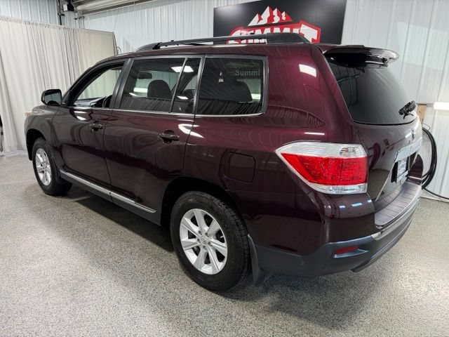 Used 2011 Toyota Highlander SE w/ Tow Pkg AWD/4WD image 6