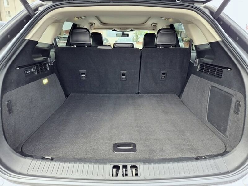 Used 2023 Lincoln Nautilus Reserve w/ Luxury Package image 17