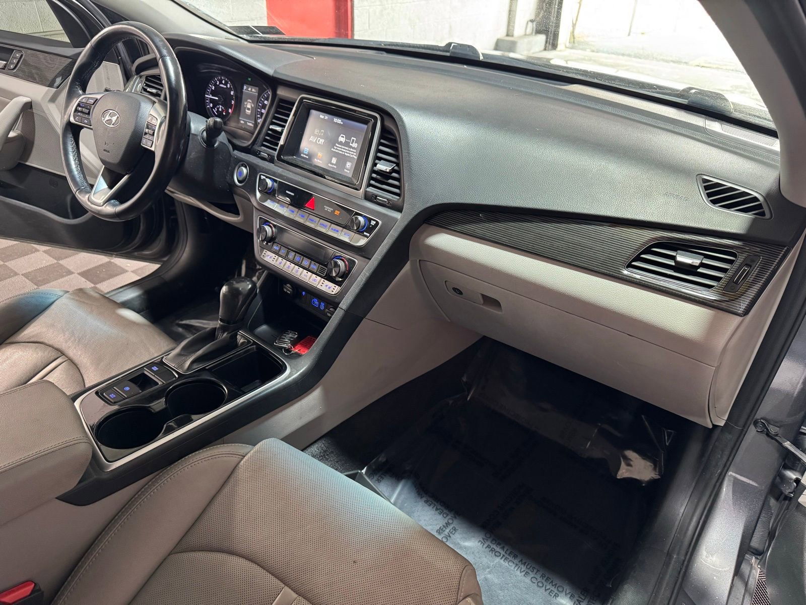 Used 2018 Hyundai Sonata Limited FWD image 14