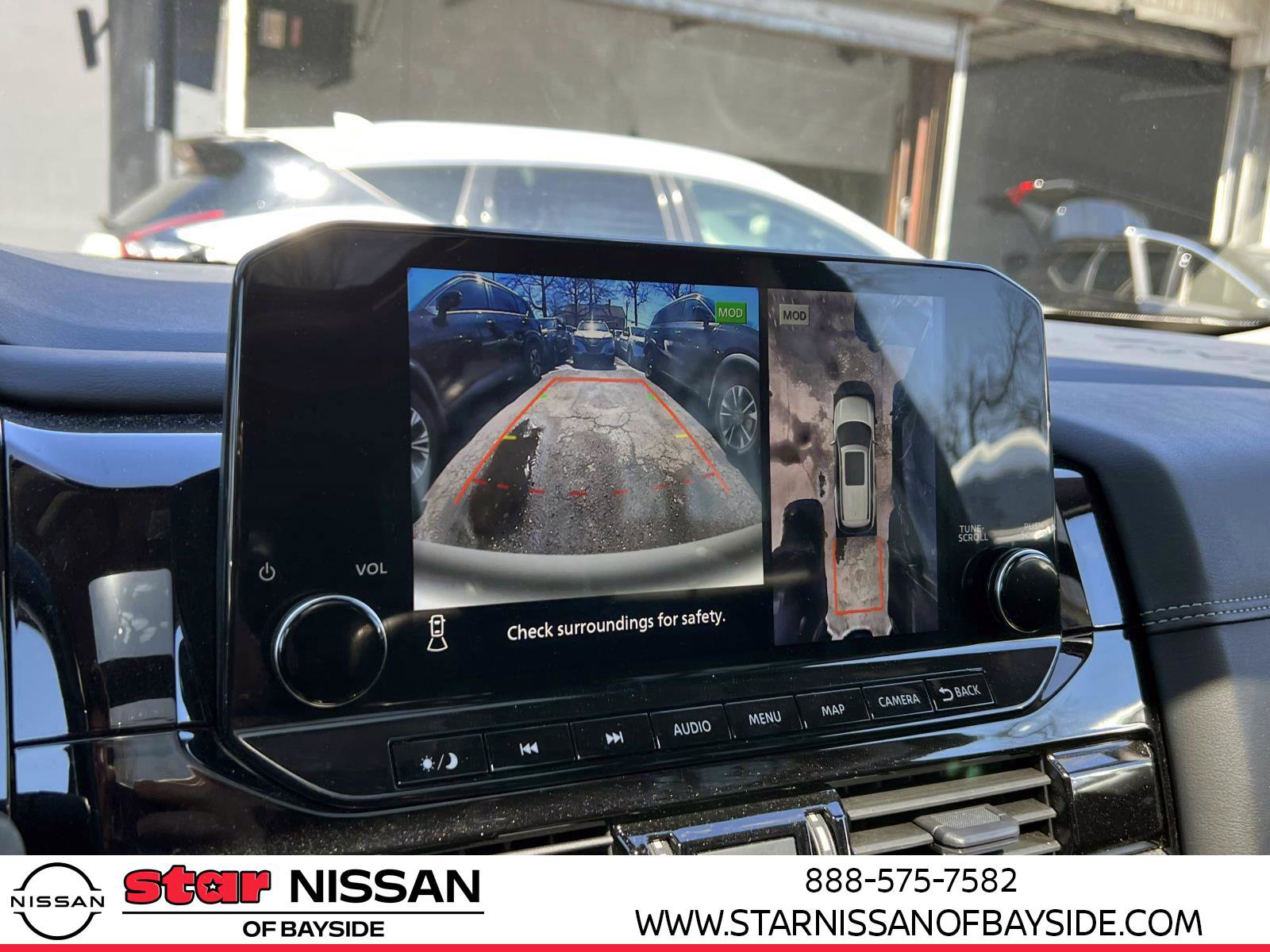 Used 2023 Nissan Pathfinder Platinum w/ Lighting Package (N93) image 27
