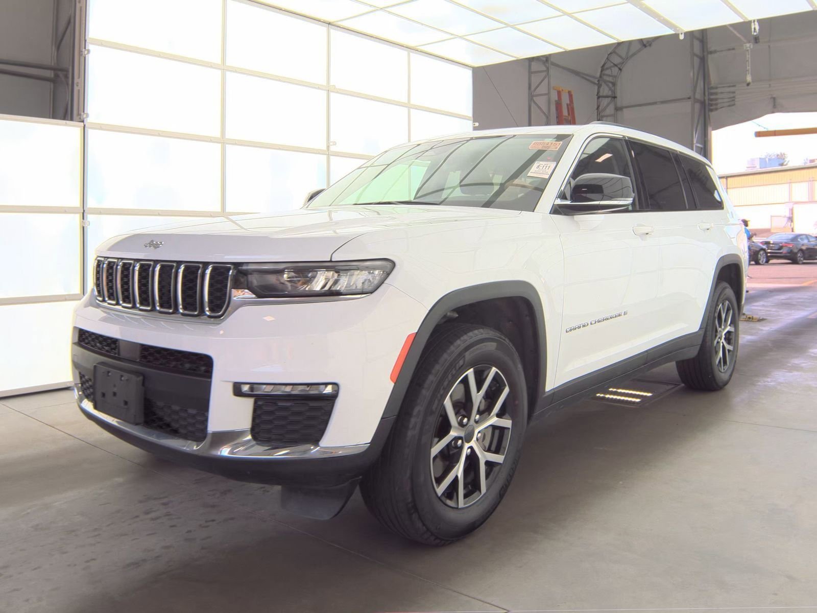 Used 2023 Jeep Grand Cherokee L Limited AWD/4WD video 1