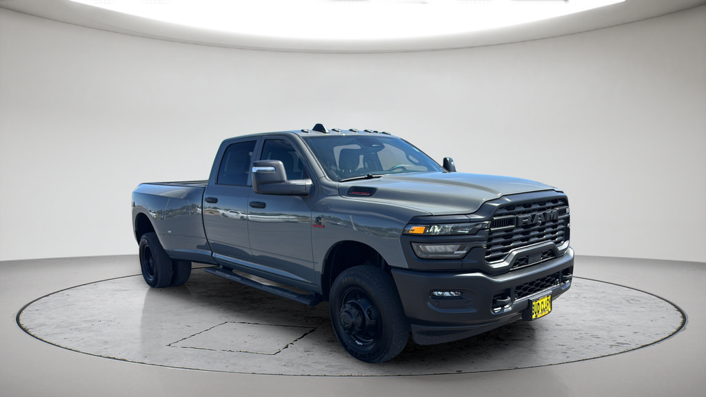 New 2026 RAM 3500 Tradesman AWD/4WD image 18