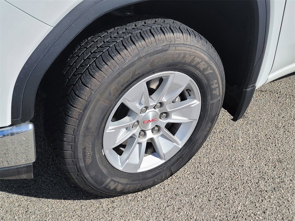 Used 2024 GMC Sierra 1500 SLE image 11