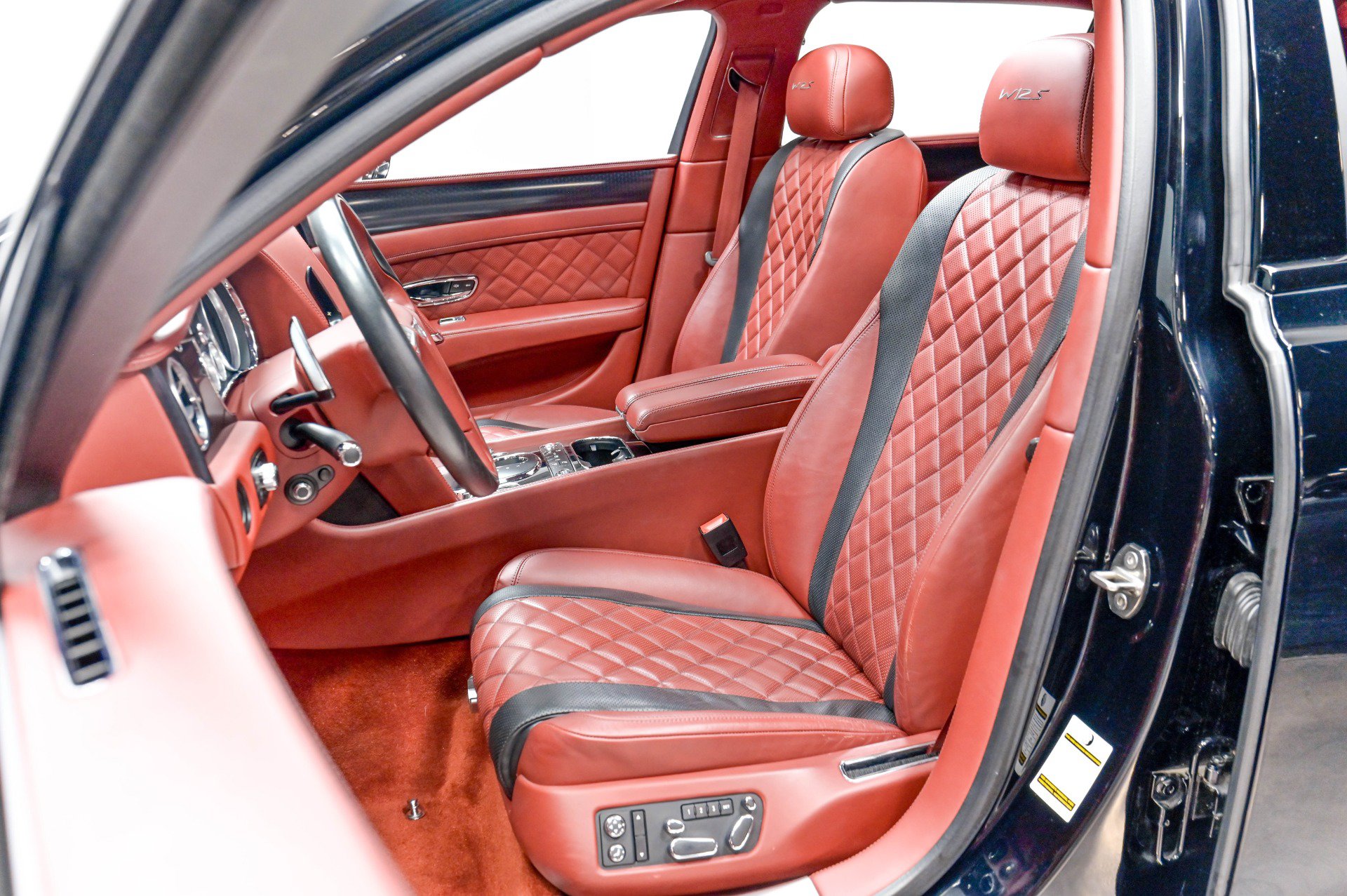 Used 2017 Bentley Flying Spur S W12 AWD/4WD image 14
