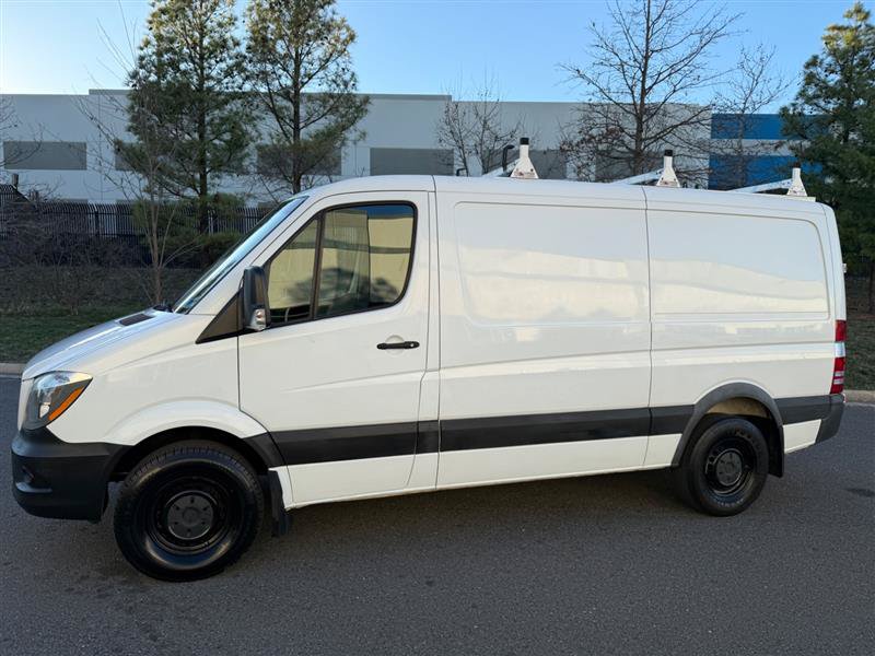 Used 2017 Mercedes-Benz Sprinter 2500 image 5