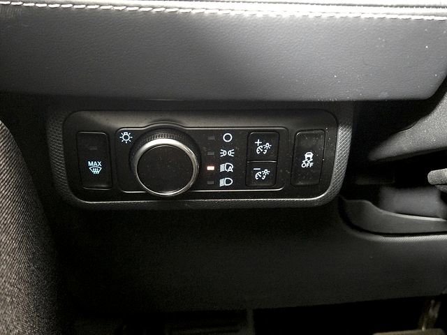Used 2025 Ford Mustang Mach-E Premium AWD/4WD image 24