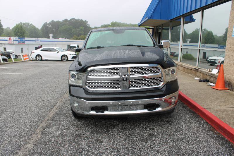 Used 2017 RAM 1500 Laramie w/ Convenience Group AWD/4WD image 2